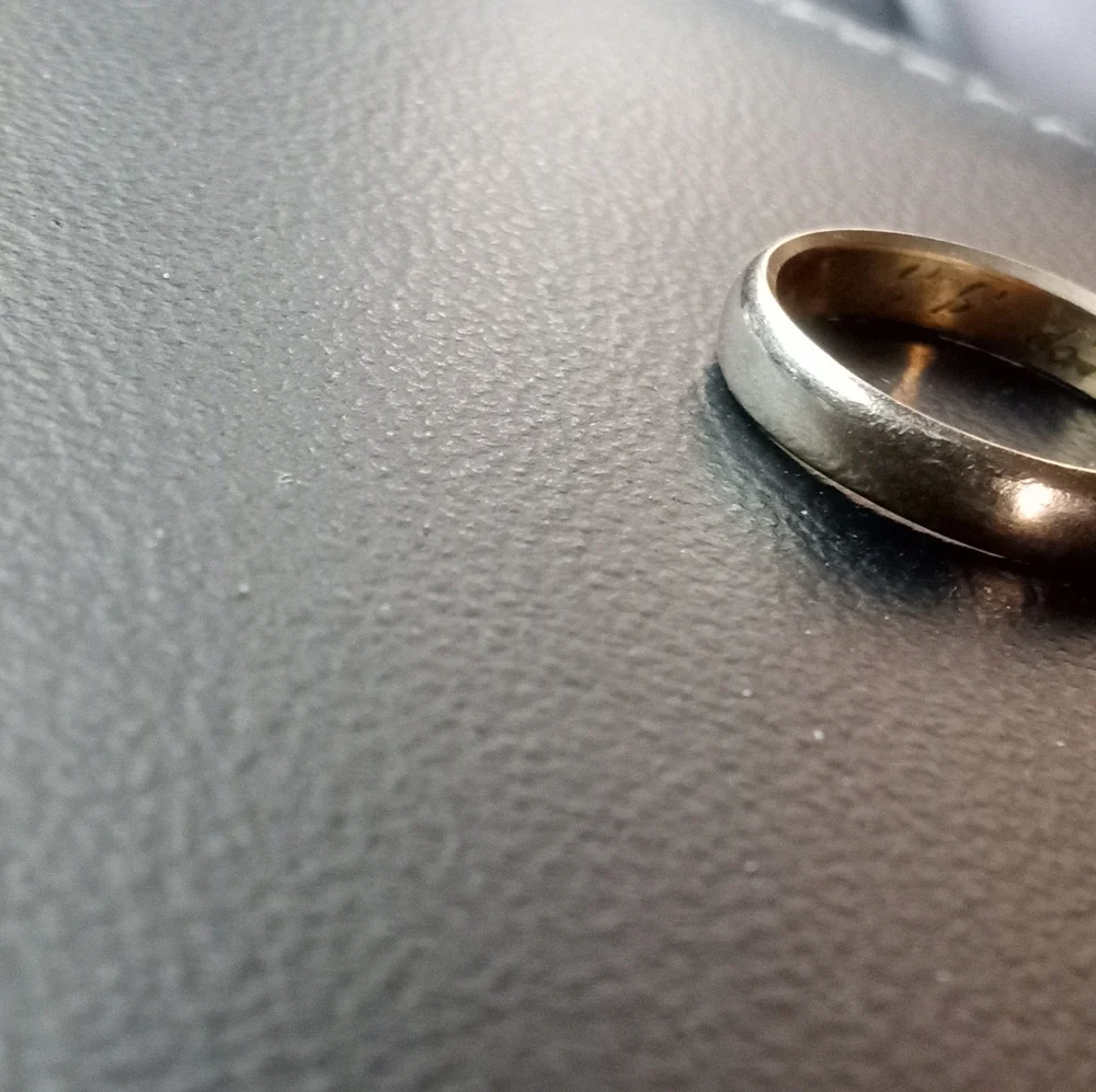 J.R. Wood & Sons Gold Vintage Victorian Wedding Band @ Early 1870's - Size: 9
